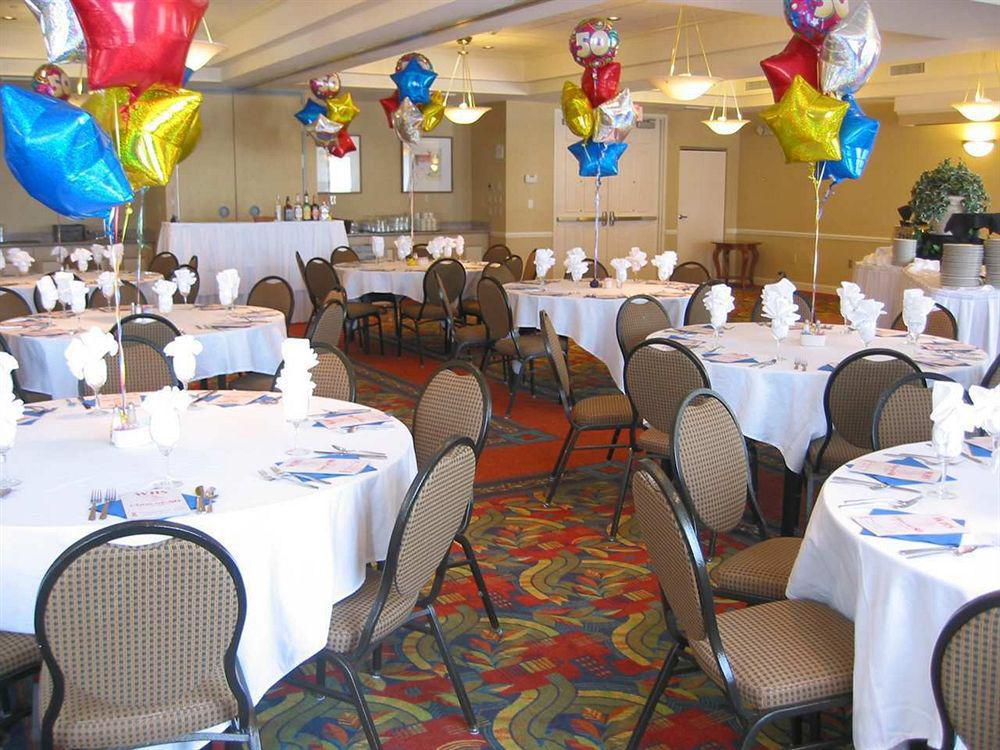 Hilton Garden Inn Wooster Restaurant foto